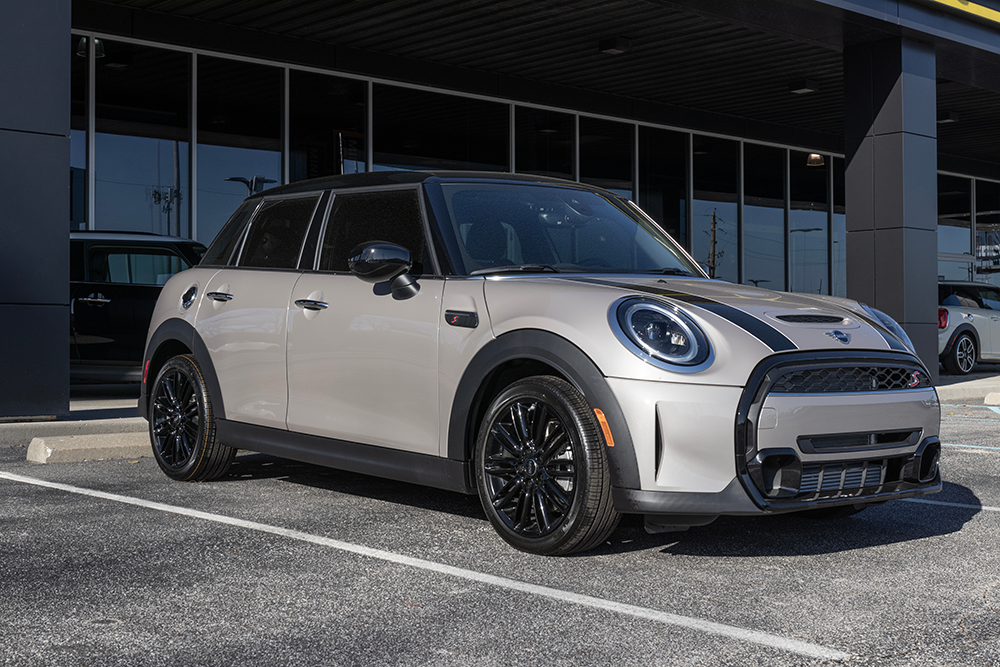 MINI Hatch joins Dealer Auction’s top 10 profit-turning models for first time